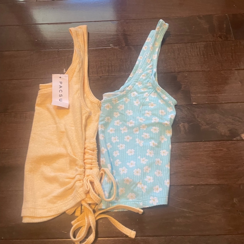 PacSun crop tops